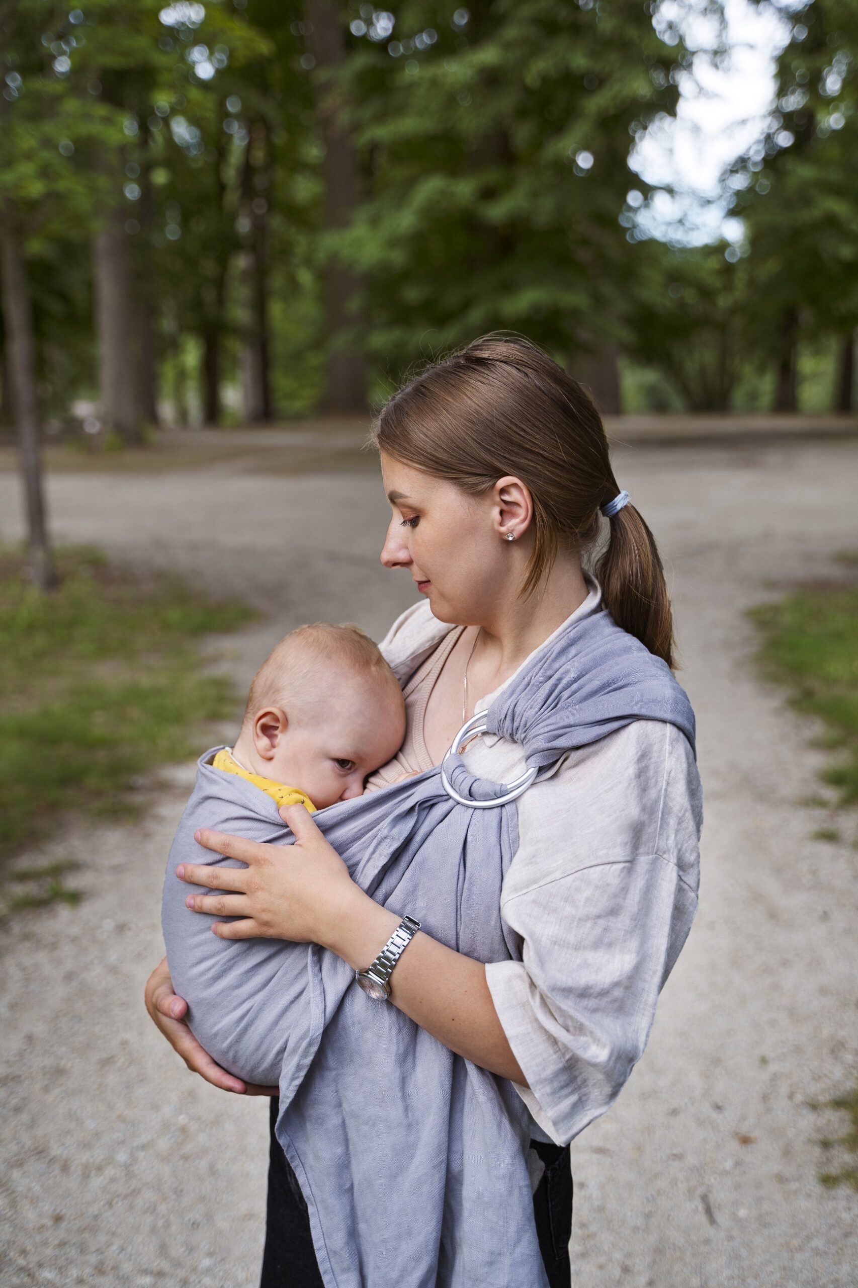 The Ultimate Breastfeeding Clothes Guide for Nursing Moms