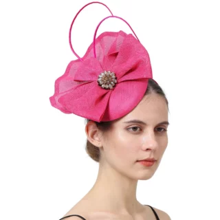 Women’s Elegant Feather Hairpiece – One Size